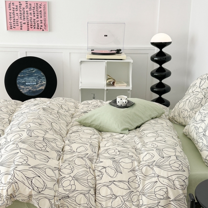 91家纺网 家纺一手货源 找家纺 昔可 2023新款法式复古系列普通款 黑色郁金香