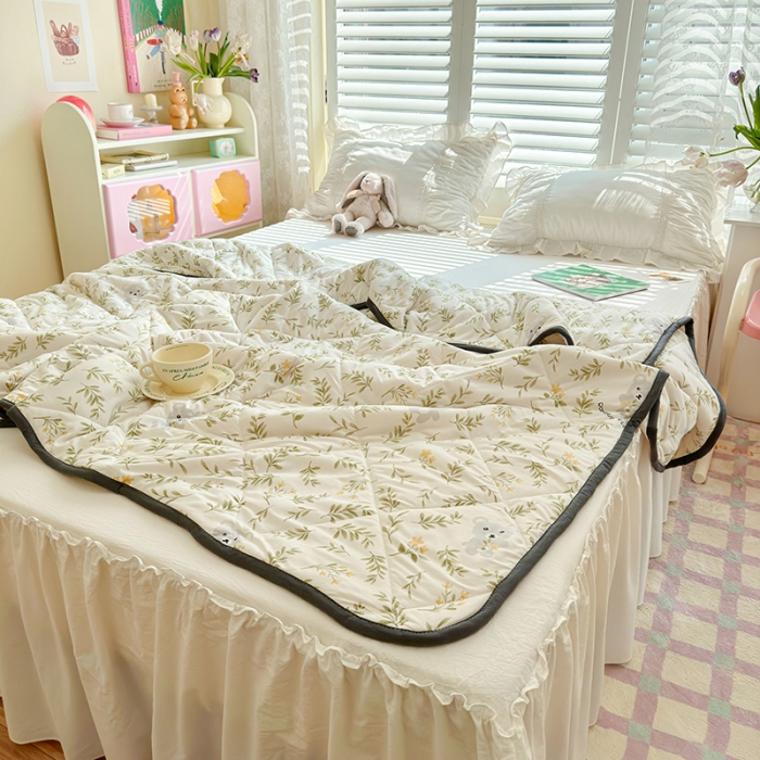 91家纺网 家纺一手货源 找家纺 琪格格 2023新款A类针织棉夏被 风铃草