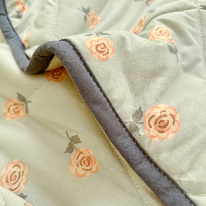 91家纺网 家纺一手货源 找家纺 琪格格 2023新款A类针织棉夏被 花朵熊