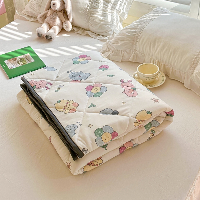 91家纺网 家纺一手货源 找家纺 琪格格 2023新款A类针织棉夏被 奇妙乐园