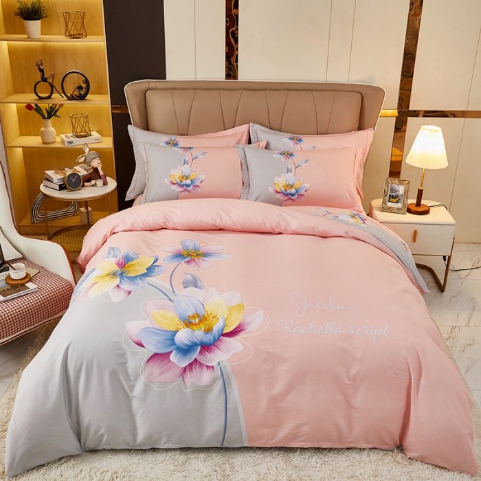 91家纺网 家纺一手货源 找家纺 雲归梦2023新款13372全棉活性大版印花简约居家四件套 风吟花期粉