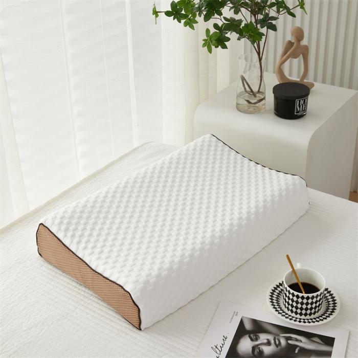 91家纺网 家纺一手货源 找家纺 天然乳胶枕成人乳胶枕头高低平面狼牙按摩款保护颈椎枕头