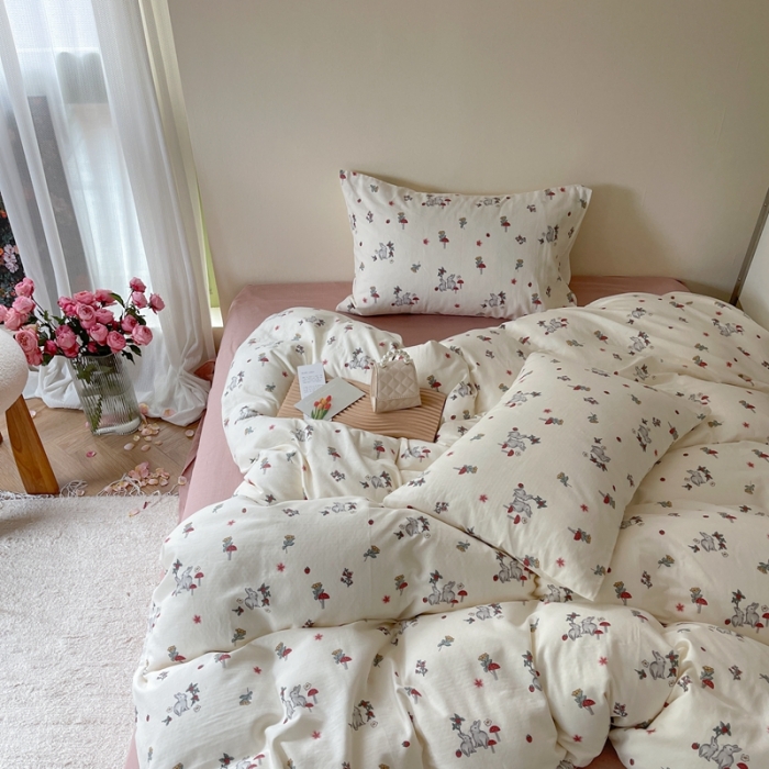 91家纺网 家纺一手货源 找家纺 时年 2023新款全棉双层纱四件套 野莓兔