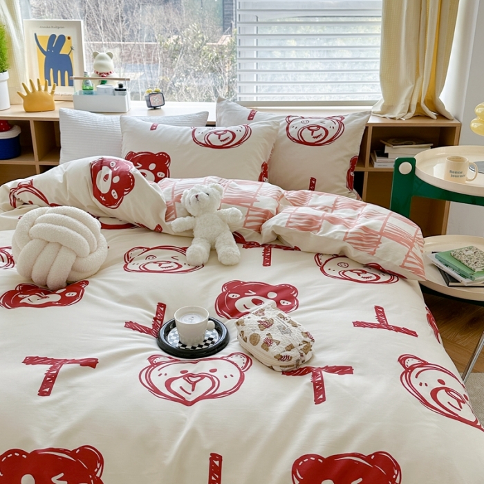 91家纺网 家纺一手货源 找家纺 时年 2023新款热爱生活·全棉系列第二期 熊世界-红
