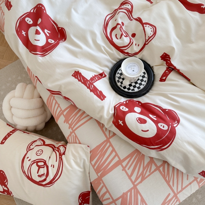 91家纺网 家纺一手货源 找家纺 时年 2023新款热爱生活·全棉系列第二期 熊世界-红