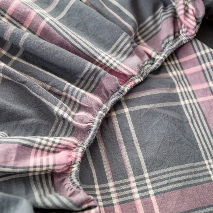 91家纺网 家纺一手货源 找家纺 九沐良品 新款A类色织水洗棉床笠 灰粉格