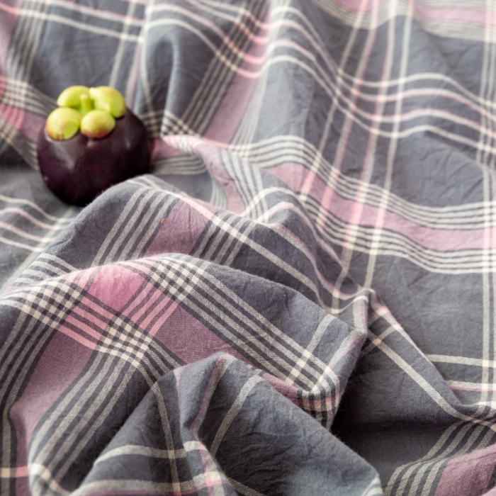 91家纺网 家纺一手货源 找家纺 九沐良品 新款A类色织水洗棉四件套 灰粉格