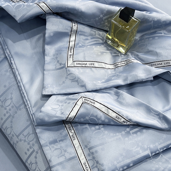 91家纺网 家纺一手货源 找家纺 优悦 2023新款提花冰丝夏被套件系列 哈曼-浅蓝