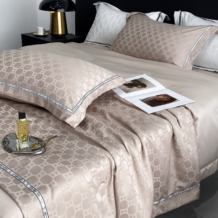 91家纺网 家纺一手货源 找家纺 优悦 2023新款提花冰丝夏被套件系列 罗马-香槟