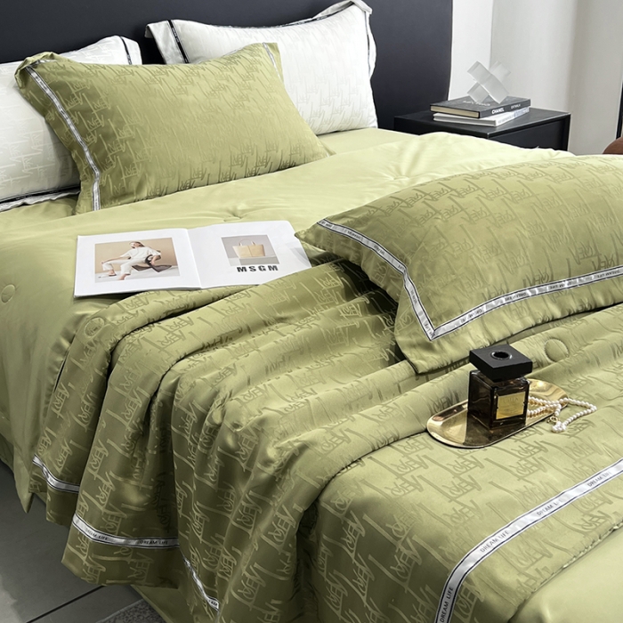 91家纺网 家纺一手货源 找家纺 优悦 2023新款提花冰丝夏被套件系列 仲夏-绿