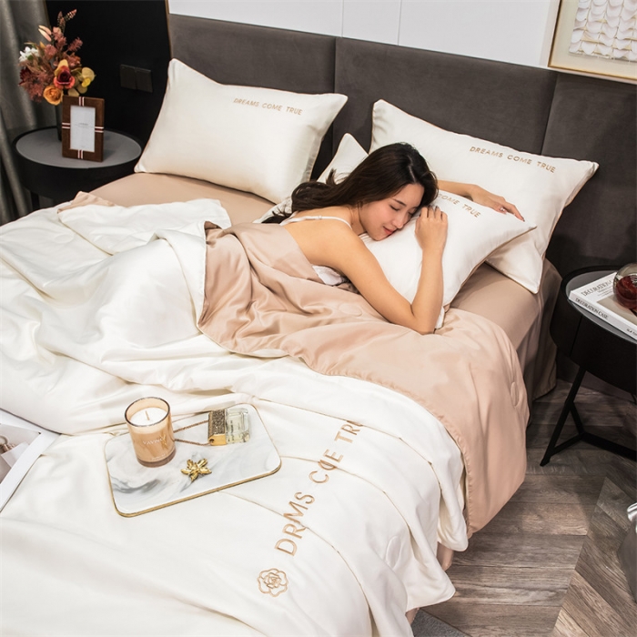 91家纺网 家纺一手货源 找家纺 骏腾2023新款水洗冰丝夏被-终板山茶花5夏被套件 山茶-贵族白