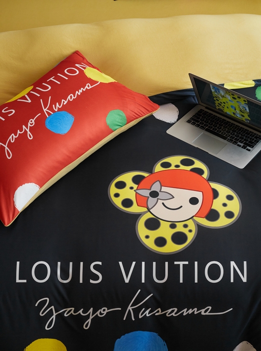 91家纺网 家纺一手货源 找家纺 花沐2023新款全棉针织棉四件套 波点黑