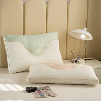 91家纺网 家纺一手货源 找家纺 剑桥枕业 2023全新枕芯系列 小太阳花羽丝枕