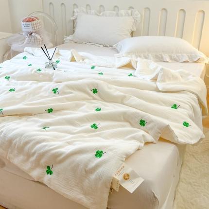 91家纺网 家纺一手货源 找家纺 （总）木楌 2025年新款双层皱皱纱刺绣款夏被大豆被