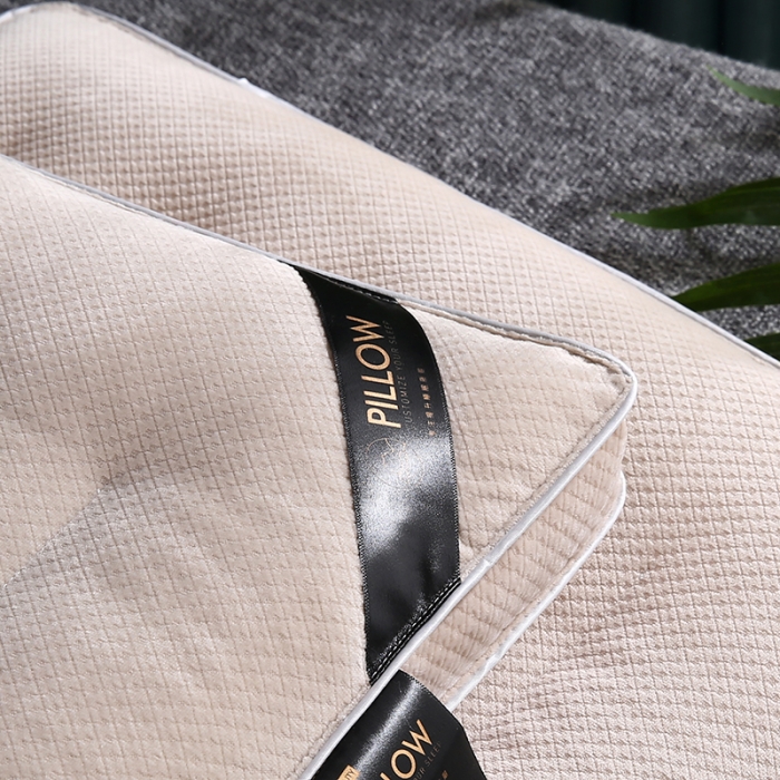 91家纺网 家纺一手货源 找家纺 （总）爱来伊 2022新款玉米绒绗缝枕