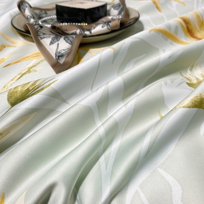 91家纺网 家纺一手货源 找家纺 澳梵家居 2023新款3M工艺雪莲天丝夏被四件套 花露