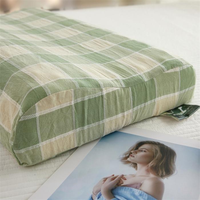 91家纺网 家纺一手货源 找家纺 天然乳胶枕头成人乳胶枕单人颈椎枕头狼牙按摩枕全棉枕套