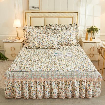 91家纺网 家纺一手货源 找家纺 宜凡 2023新款四季款全棉夹棉床裙三件套 缤纷草莓