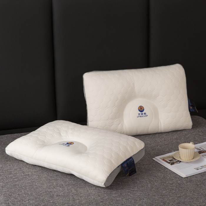 91家纺网 家纺一手货源 找家纺 （总）2023爱来伊太空舱护颈乳胶枕