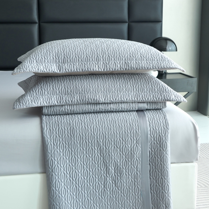 91家纺网 家纺一手货源 找家纺 榻尚 2023新款纯竹纤维绗缝夏凉席空调席垫三件套 雅灰