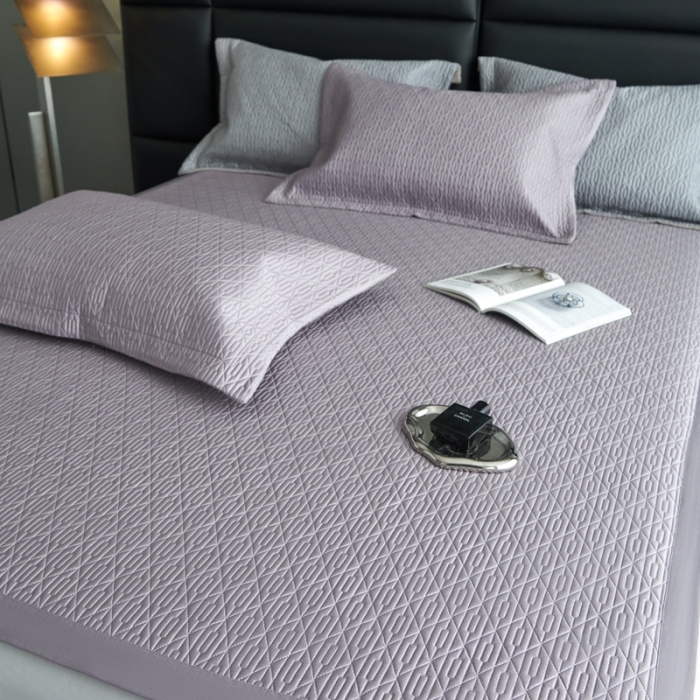 91家纺网 家纺一手货源 找家纺 榻尚 2023新款纯竹纤维绗缝夏凉席空调席垫三件套 晶紫