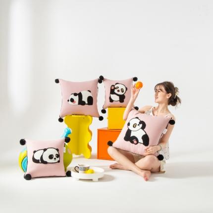 91家纺网 家纺一手货源 找家纺 雷娜 2023新款水洗棉Hello Panda系列抱枕被 浅灰