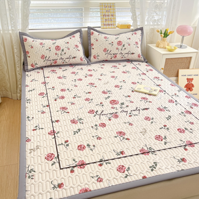 91家纺网 家纺一手货源 找家纺 （总）慕澄 2023新款大版宽边小清新乳胶凉席系列