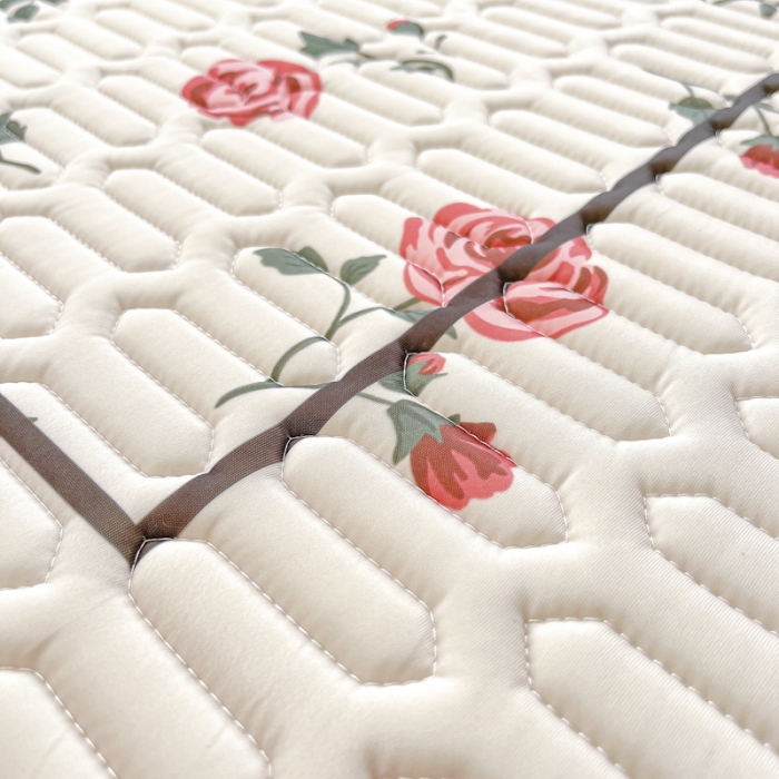 91家纺网 家纺一手货源 找家纺 （总）慕澄 2023新款大版宽边小清新乳胶凉席系列