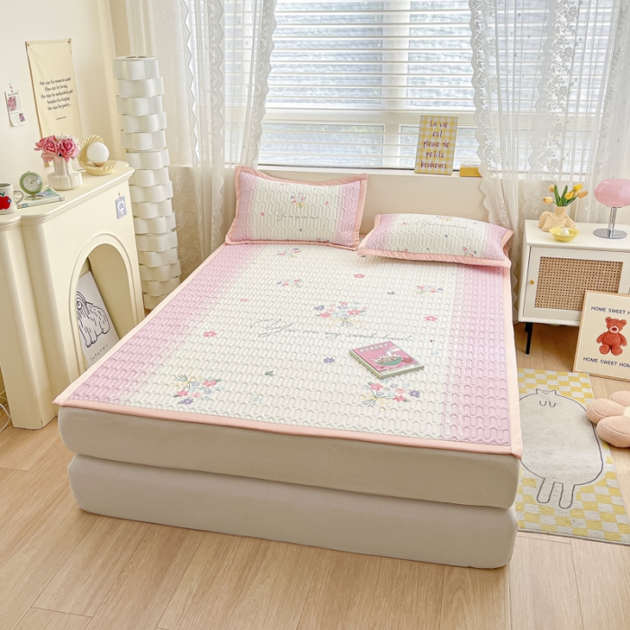 91家纺网 家纺一手货源 找家纺 慕澄 2023新款大版宽边小清新乳胶凉席系列 宽边-粉色心情