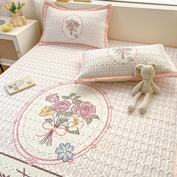 91家纺网 家纺一手货源 找家纺 慕澄 2023新款大版宽边小清新乳胶凉席系列 宽边-花季