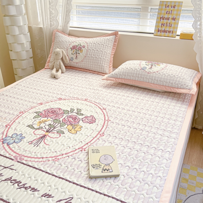 91家纺网 家纺一手货源 找家纺 慕澄 2023新款大版宽边小清新乳胶凉席系列 宽边-花季