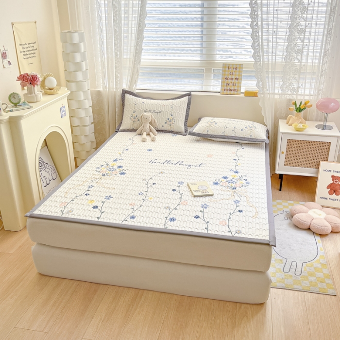 91家纺网 家纺一手货源 找家纺 慕澄 2023新款大版宽边小清新乳胶凉席系列 宽边-花蔓