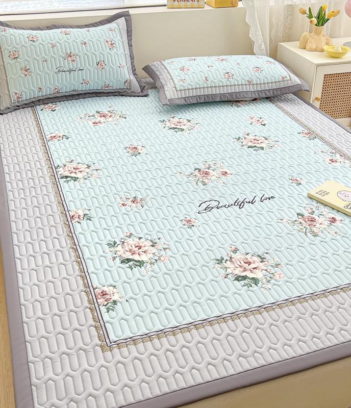 91家纺网 家纺一手货源 找家纺 慕澄 2023新款大版宽边小清新乳胶凉席系列 宽边-浪漫花开