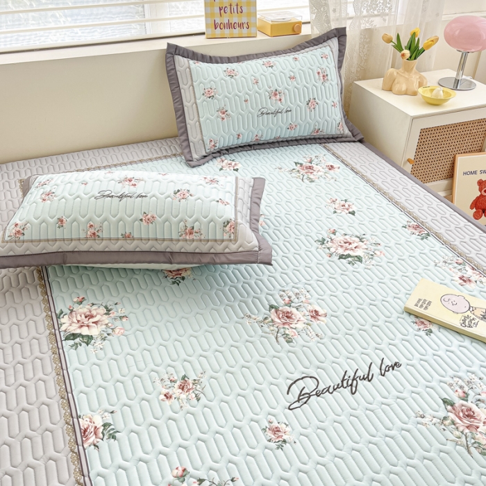 91家纺网 家纺一手货源 找家纺 慕澄 2023新款大版宽边小清新乳胶凉席系列 宽边-浪漫花开