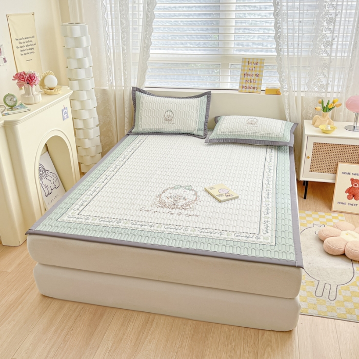 91家纺网 家纺一手货源 找家纺 慕澄 2023新款大版宽边小清新乳胶凉席系列 宽边-晚风