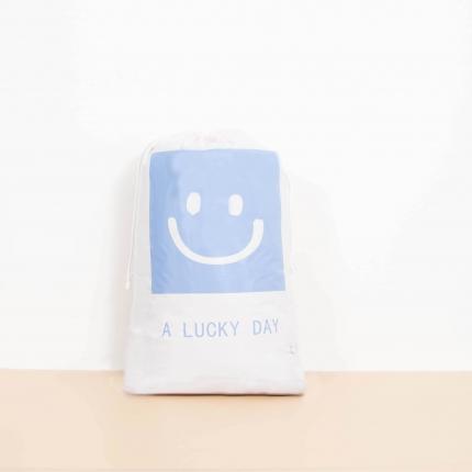 小项包装 抽绳袋被芯套件包装蓝白色笑脸