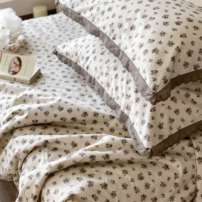 91家纺网 家纺一手货源 找家纺 汇庭 2023新款艾莎夏被 卡诺琳