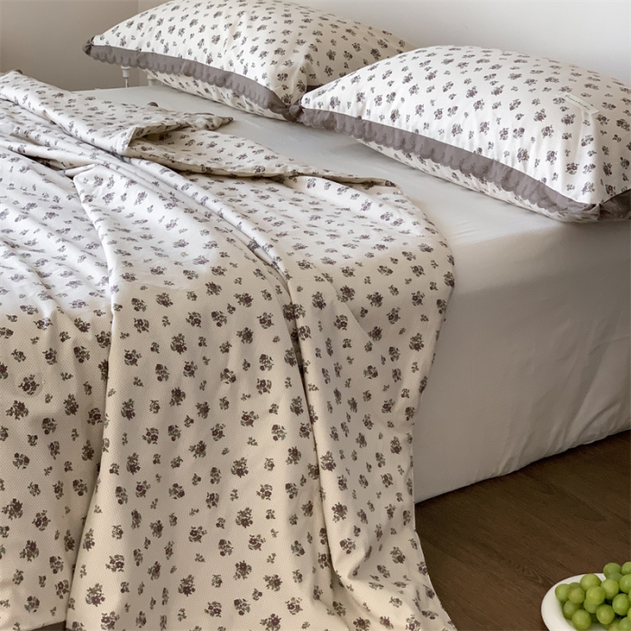 91家纺网 家纺一手货源 找家纺 汇庭 2023新款艾莎夏被 卡诺琳