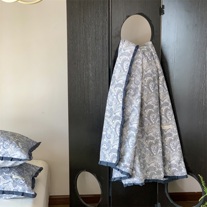 91家纺网 家纺一手货源 找家纺 汇庭 2023新款艾莎夏被 燃梦