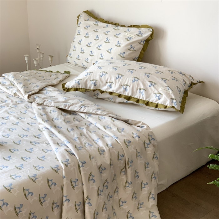 91家纺网 家纺一手货源 找家纺 汇庭 2023新款艾莎夏被 小木马