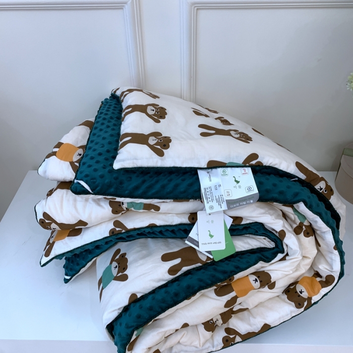 91家纺网 家纺一手货源 找家纺 汇庭 2023新款双人豆豆被 姜饼熊