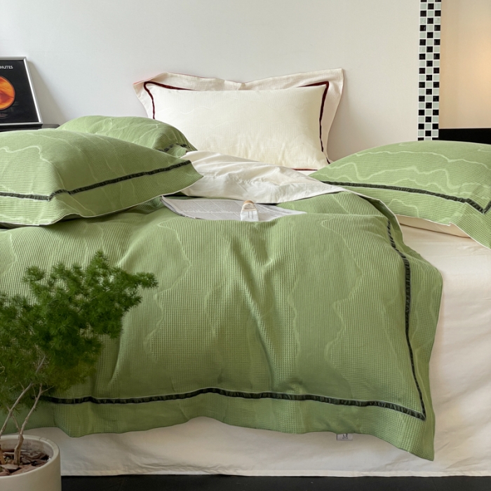 91家纺网 家纺一手货源 找家纺 玛奇朵2023新品60支华夫格大提花- 艾维斯诺系列四件套艾维斯诺-绿