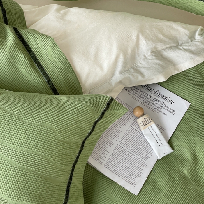 91家纺网 家纺一手货源 找家纺 玛奇朵2023新品60支华夫格大提花- 艾维斯诺系列四件套艾维斯诺-绿