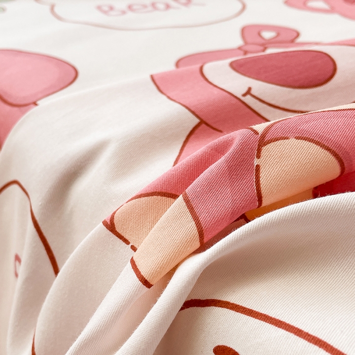 91家纺网 家纺一手货源 找家纺 绵庭 2023新款 全棉印花床单 快乐草莓熊