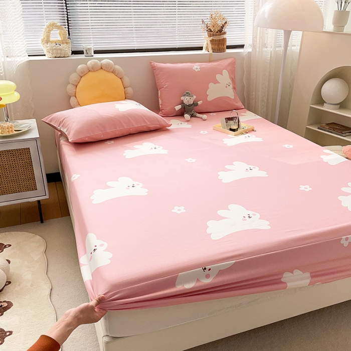 91家纺网 家纺一手货源 找家纺 绵庭 2023新款 全棉印花床笠 萌萌兔-粉