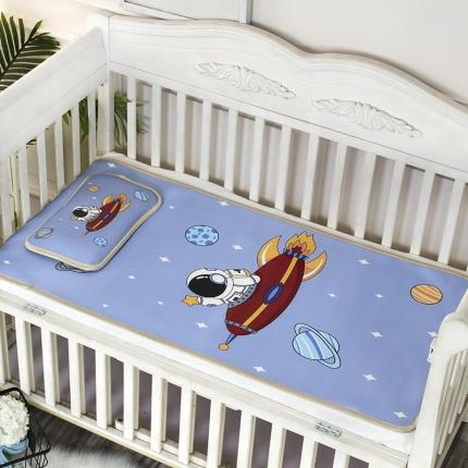 91家纺网 家纺一手货源 找家纺 沁童 2023新款儿童卡通凉感丝冰丝凉席两件套 太空宝宝