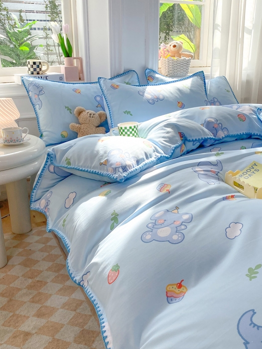 91家纺网 家纺一手货源 找家纺 妖妖家纺 2023印花水洗双层纱贝克绣四件套 草莓象