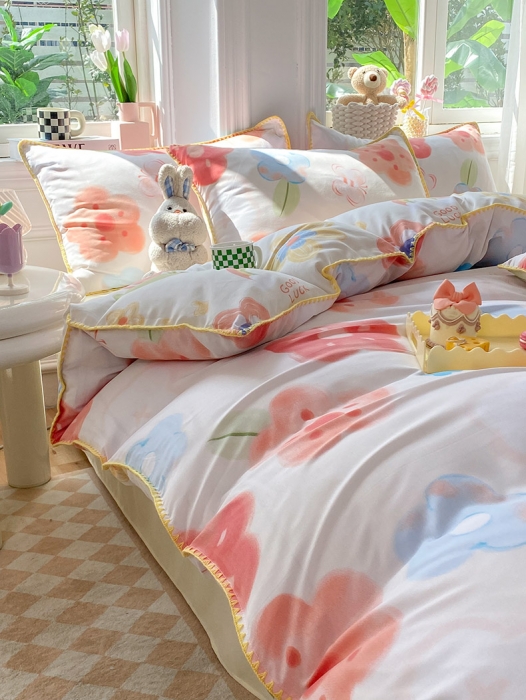 91家纺网 家纺一手货源 找家纺 妖妖家纺 2023印花水洗双层纱贝克绣四件套 粉花花