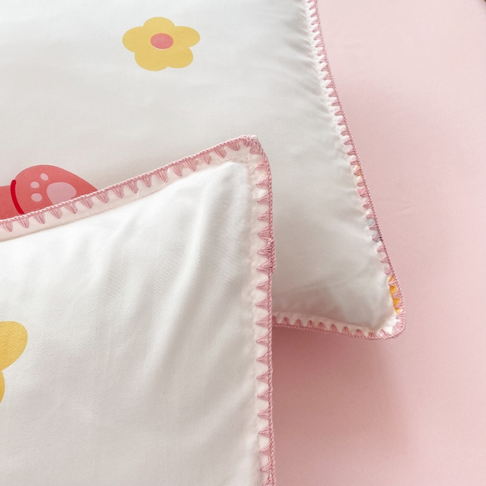 91家纺网 家纺一手货源 找家纺 妖妖家纺 2023印花水洗双层纱贝克绣四件套 粉熊宝