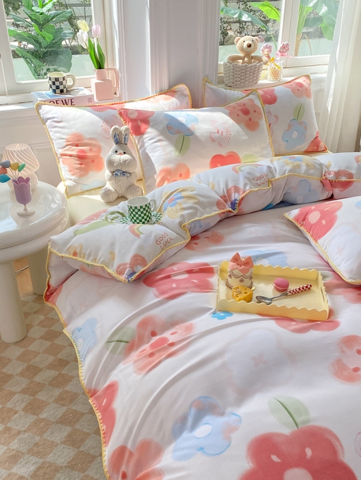 91家纺网 家纺一手货源 找家纺 妖妖家纺 2023印花水洗双层纱贝克绣四件套 粉花花